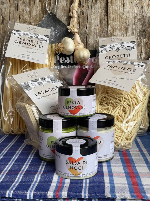 Portofino Gift Box: 2 Trofiette, 2 Croxetti, 2 Lasagne, 2 Trenette, 4 Pesto 180g, 2 Pesto 90g, 1 Walnut Sauce 170g, 1 Walnut Sauce 80g