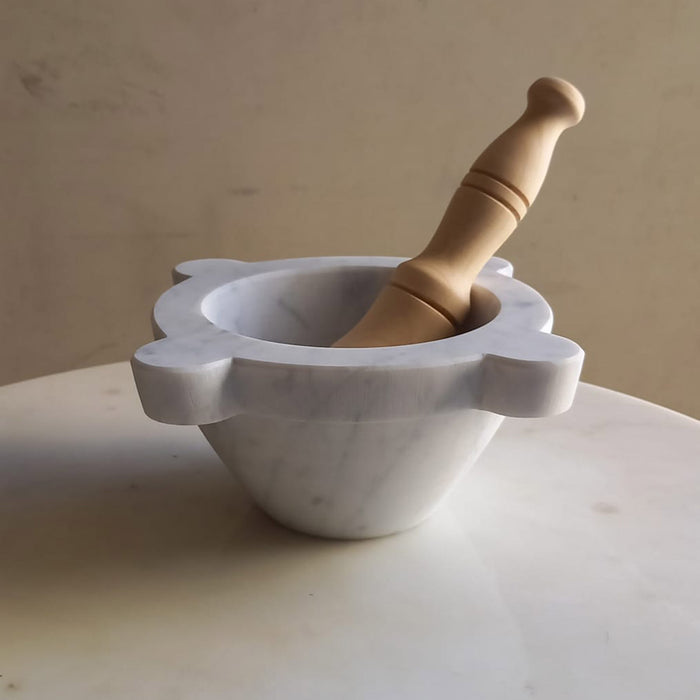 Carrara Marble Mortar with Beech Tree Pestle - Ø 22cm